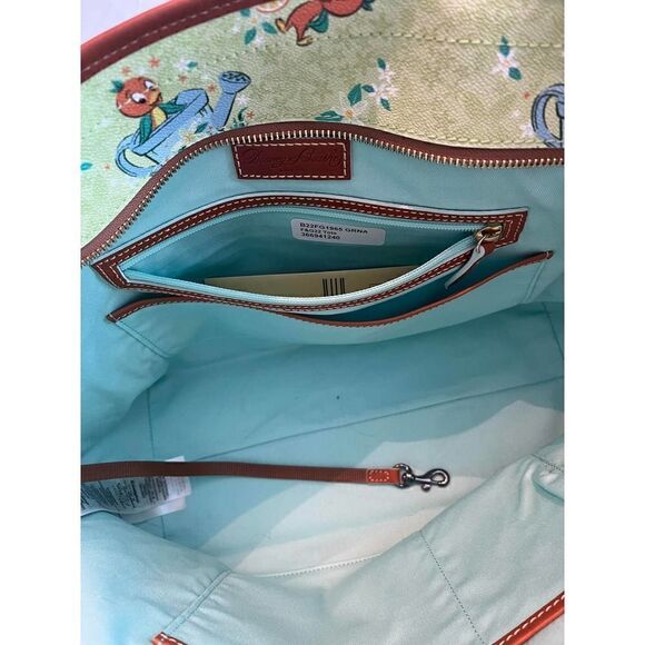 Dooney & Bourke - Orange Bird Flower & Garden NWT - Picture 6 of 7